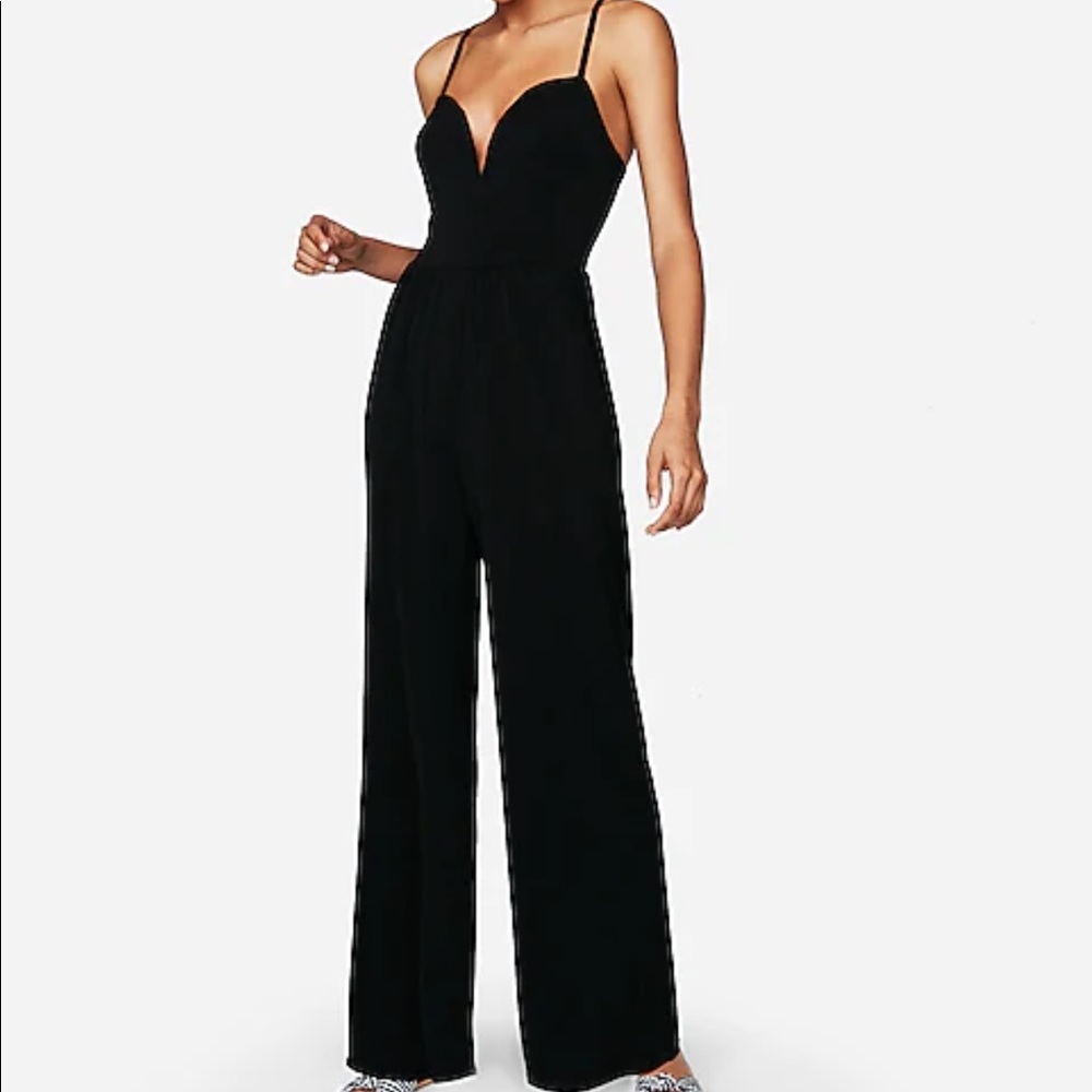 NWT Black Express Wide Leg V-Wire Jumpsuit